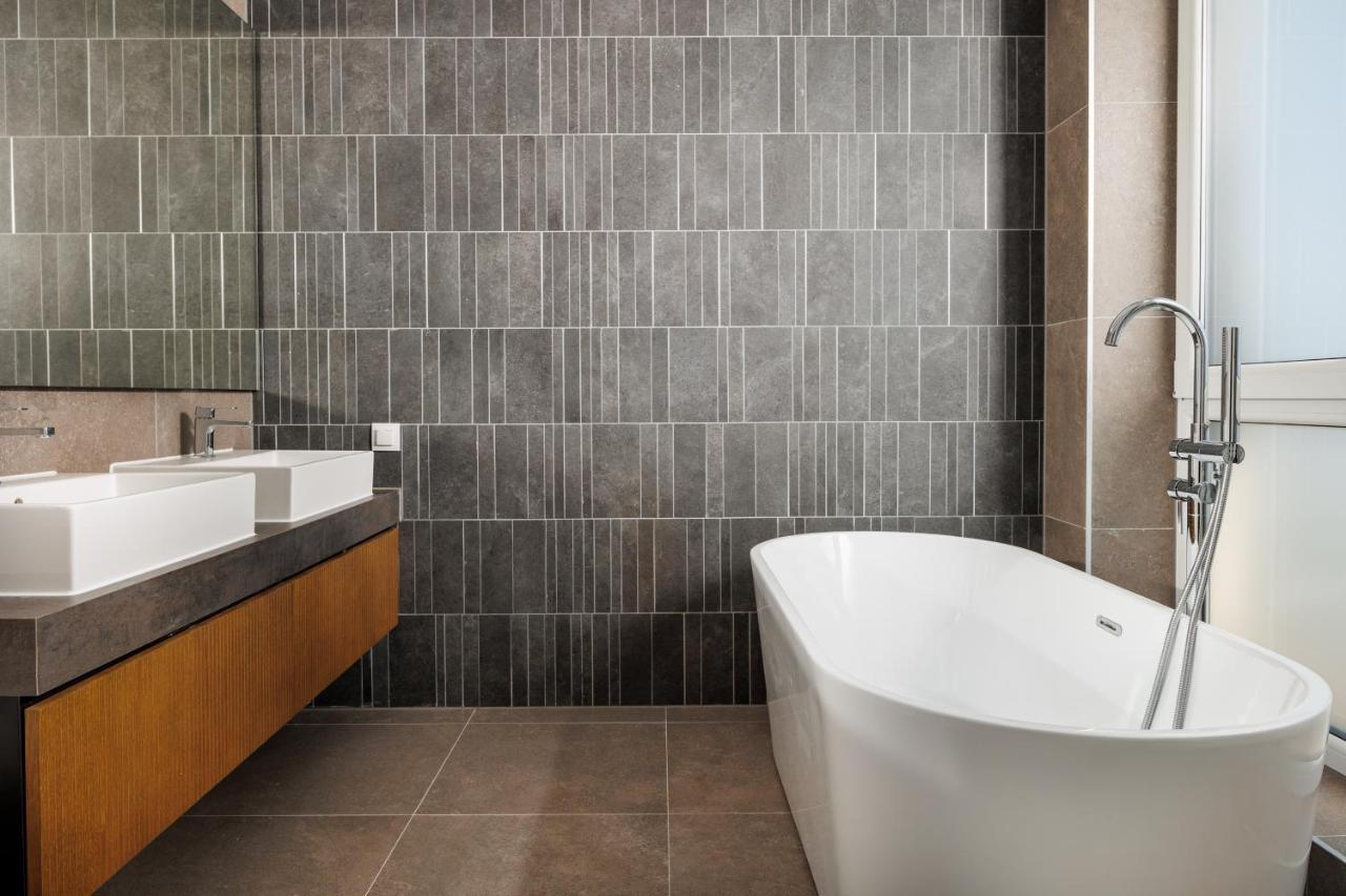 Mandala Designer Apartments With Free Private Parking, Near Mall Coresi Brasov Bagian luar foto