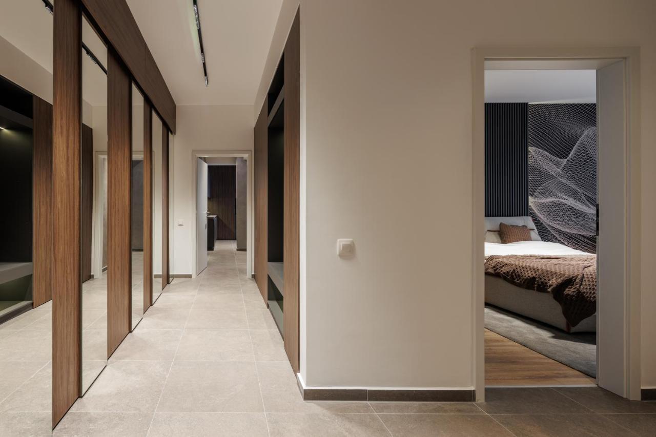 Mandala Designer Apartments With Free Private Parking, Near Mall Coresi Brasov Bagian luar foto