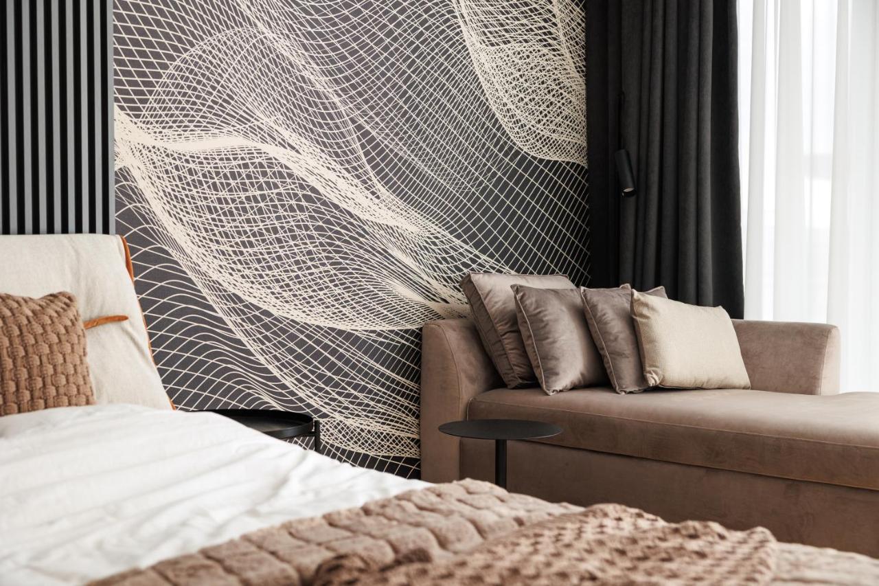 Mandala Designer Apartments With Free Private Parking, Near Mall Coresi Brasov Bagian luar foto