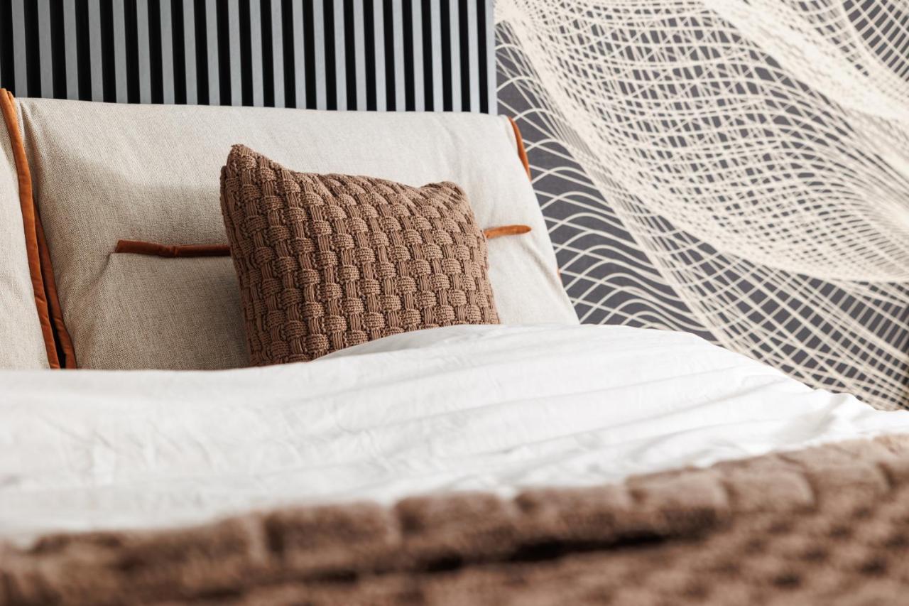 Mandala Designer Apartments With Free Private Parking, Near Mall Coresi Brasov Bagian luar foto