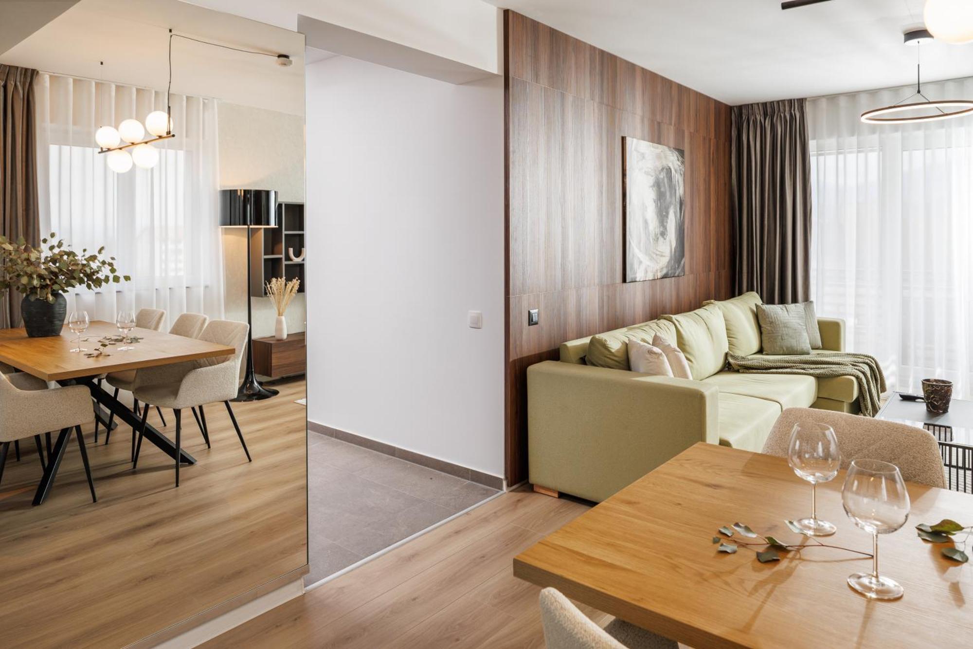 Mandala Designer Apartments With Free Private Parking, Near Mall Coresi Brasov Bagian luar foto